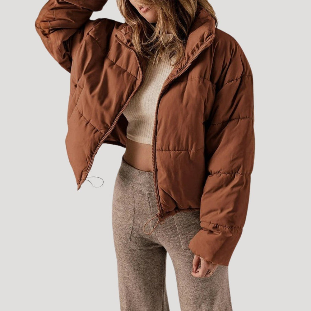 Aline — Warme kurze wattierte Winterjacke für Damen mit hohem Kragen, Das Modehaus Luzern