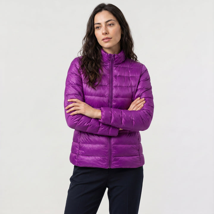 Amelie — Winddichte wasserabweisende Winterjacke für Damen mit Stehkragen, Das Modehaus Luzern