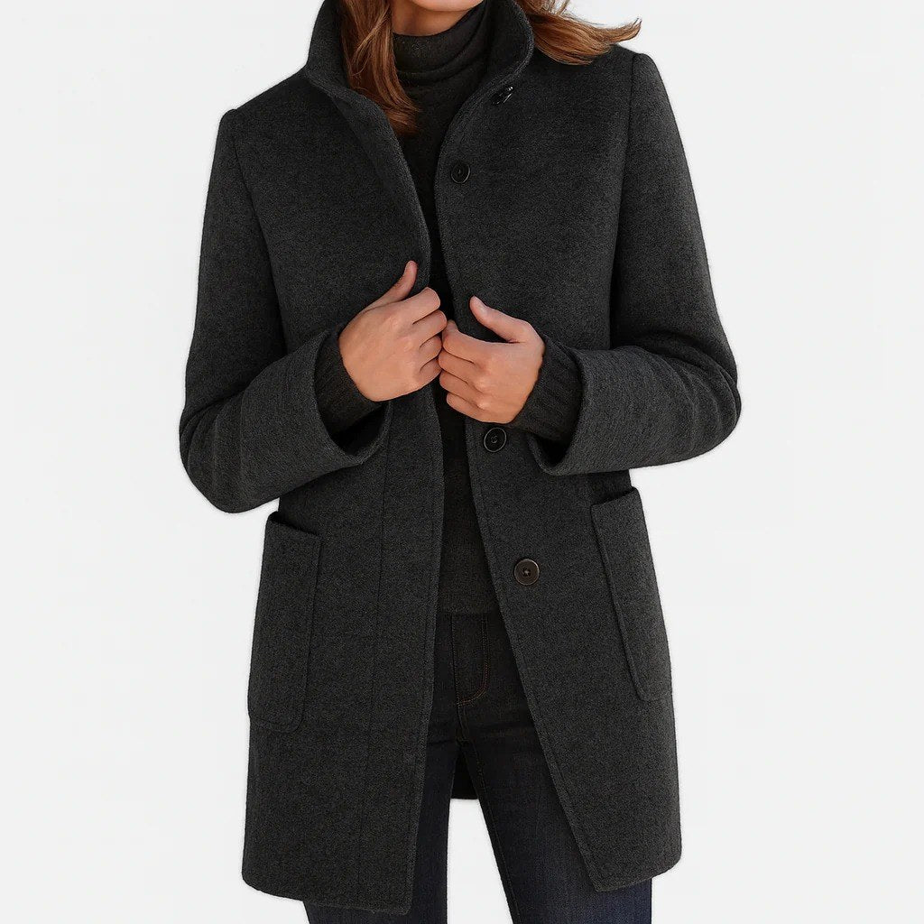 Anna — Klassischer Wollmantel für Damen in Midi-Länge mit Knopfleiste, Das Modehaus Luzern