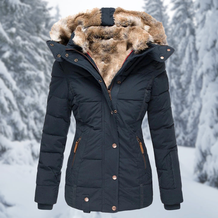 Annemarie — Warme Daunenjacke für Damen mit Kunstfell-Kapuze, Das Modehaus Luzern