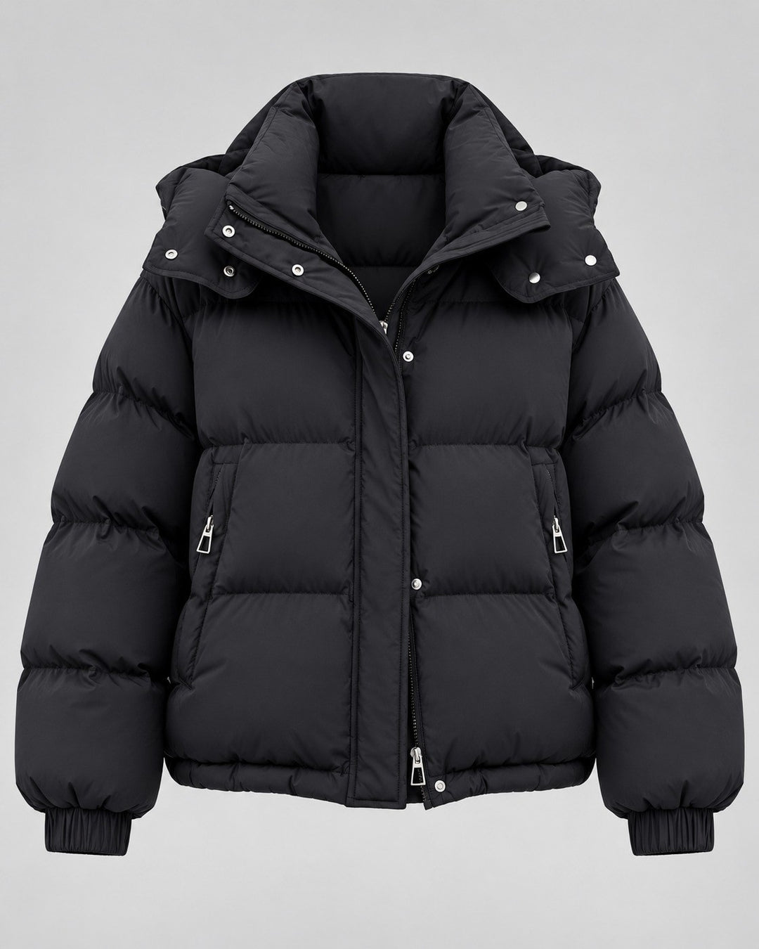 Barbara — Lässige Oversize Winterjacke für Damen mit Kapuze und Daunen, Das Modehaus Luzern