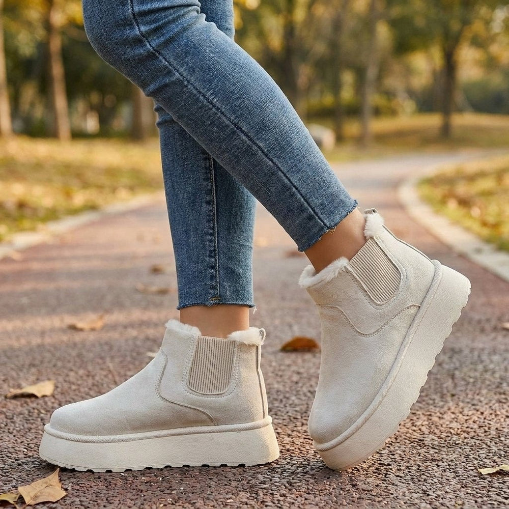 Bianca — Warme gefütterte Chelsea Winterschuhe für Damen mit Plateau, Das Modehaus Luzern