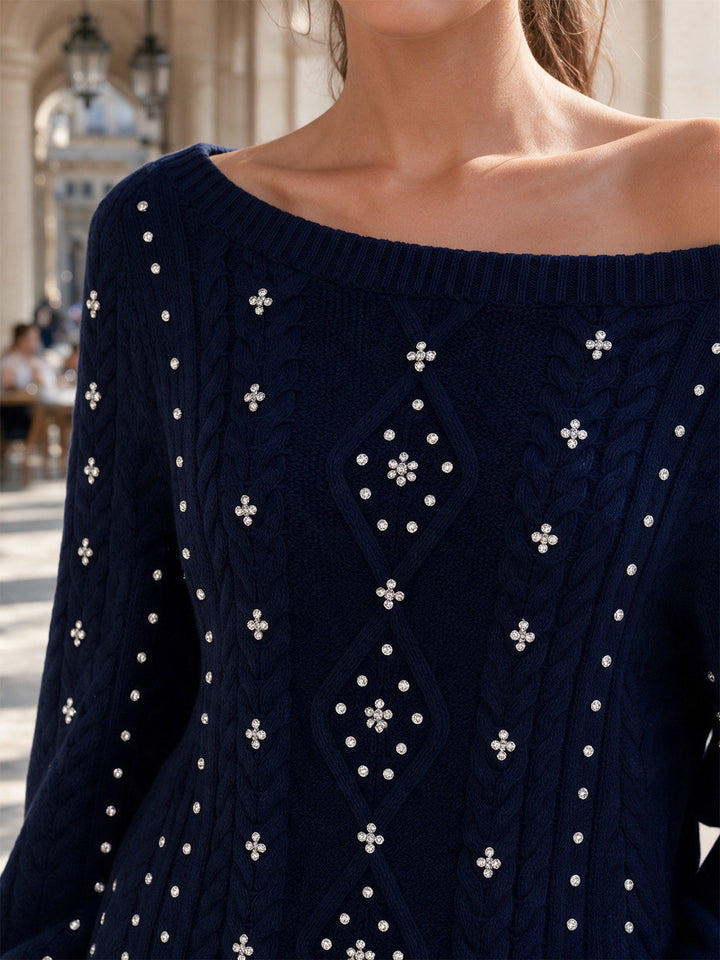 Dora — Weicher schulterfreier Strickpullover für Damen mit Zopfstrick, Das Modehaus Luzern