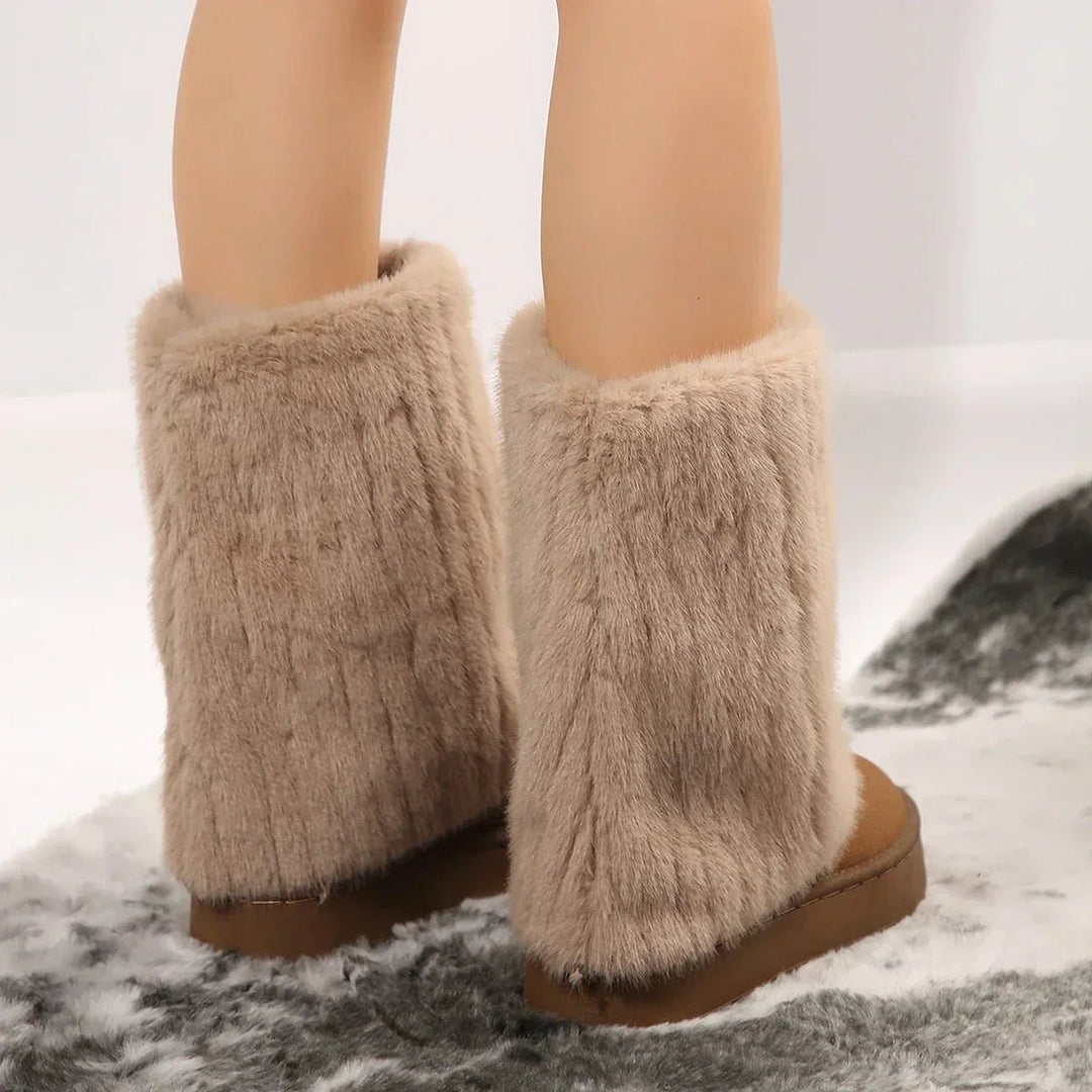 Edith — Warme Winterstiefel für Damen aus Kunstfell mit Plateau und Plüsch, Das Modehaus Luzern