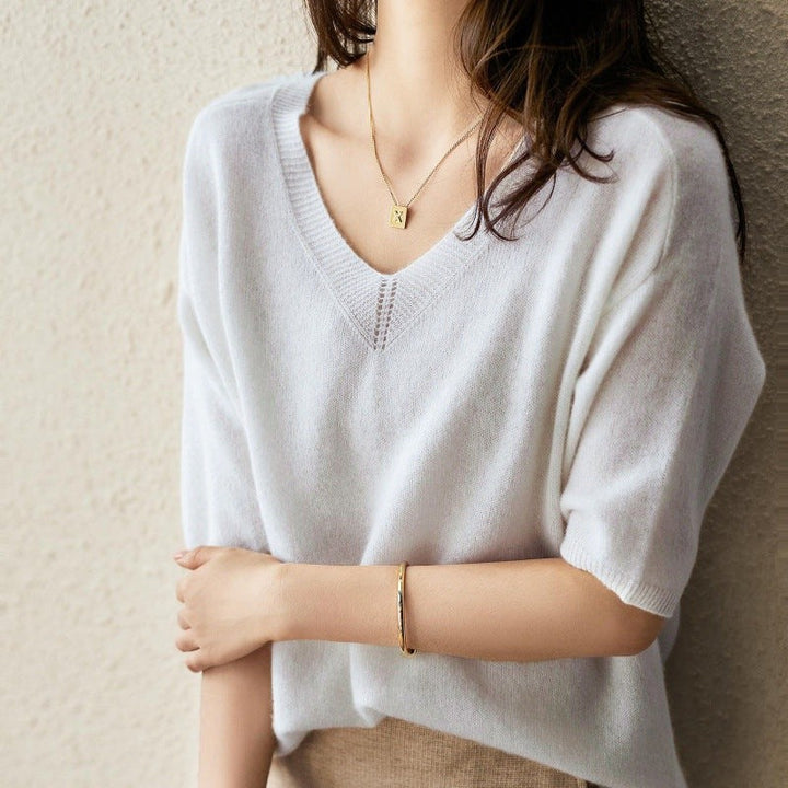 Elisabeth — Lockerer Cashmere Pullover für Damen mit V-Ausschnitt, Das Modehaus Luzern