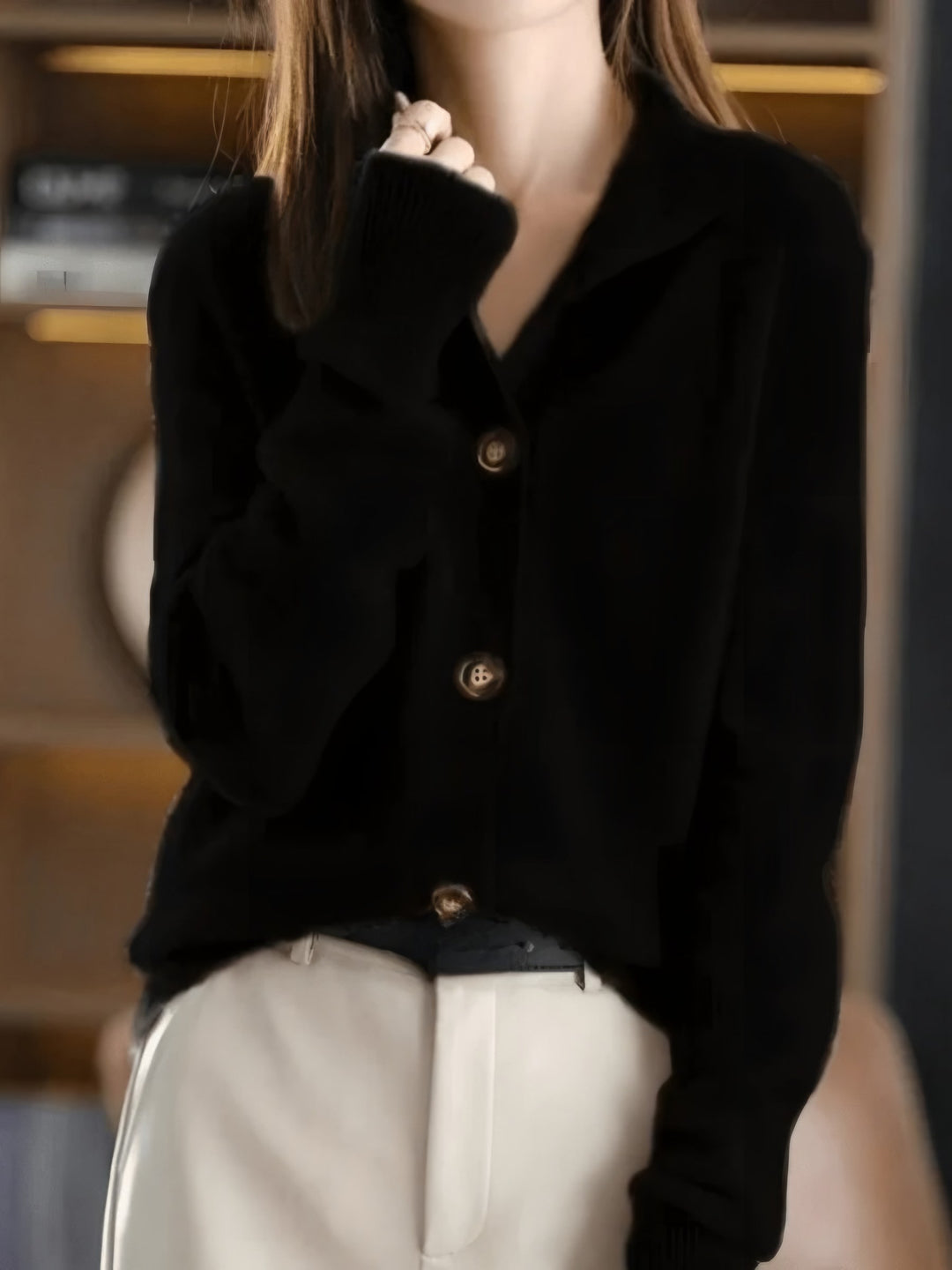 Elvira — Weicher Cardigan mit Stehkragen und Bündchen für Damen, Das Modehaus Luzern