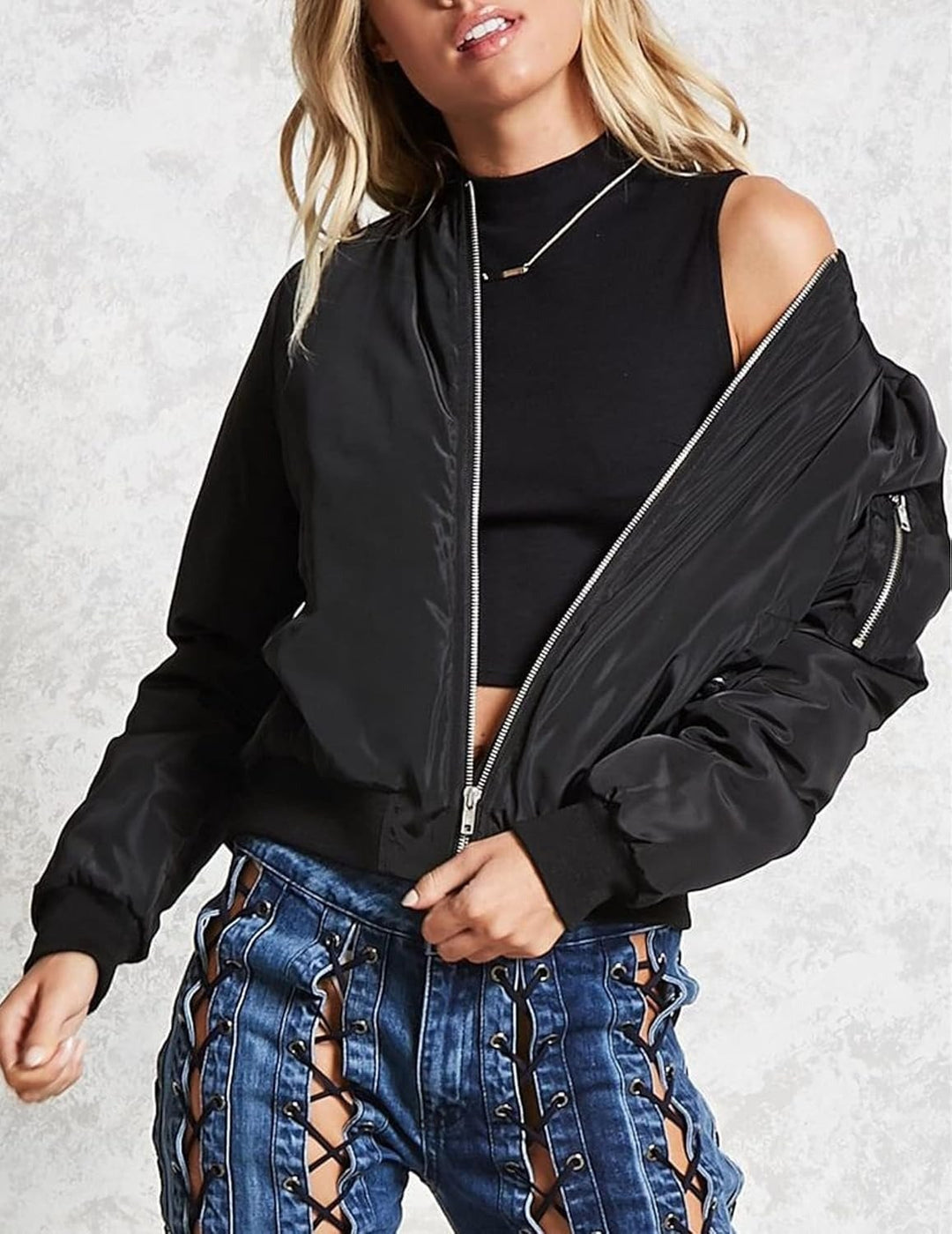 Franziska — Warme kurze Bomberjacke für Damen aus Satin, Das Modehaus Luzern