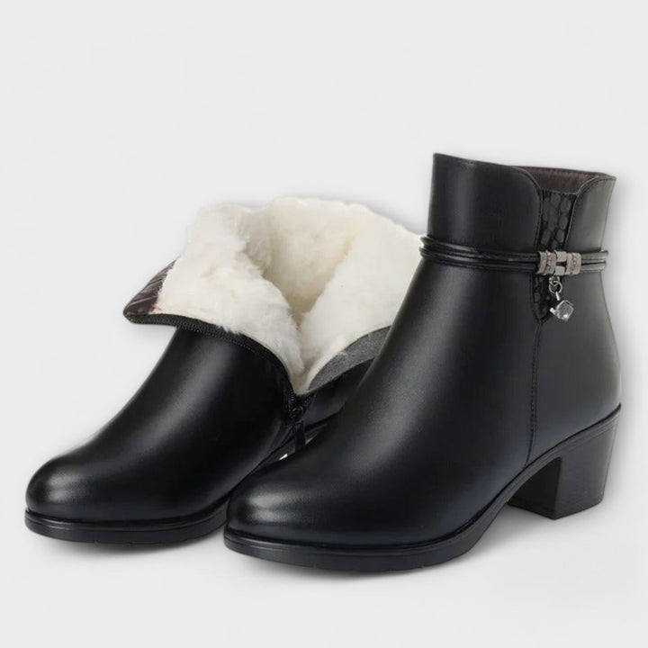 Gisela — Gefütterte Winterschuhe für Damen mit Absatz und Reissverschluss, Das Modehaus Luzern