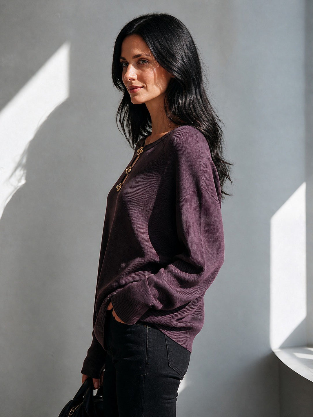 Hanna — Lockerer Strickpullover für Damen mit Rundhals aus Feinstrick, Das Modehaus Luzern