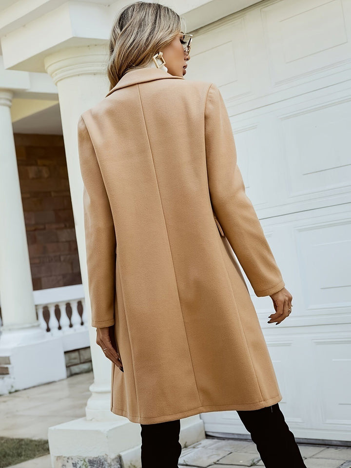 Hedwig — Eleganter zweireihiger Wintermantel mit Reverskragen für Damen, Das Modehaus Luzern