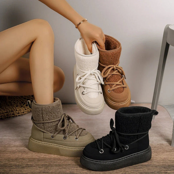 Helene — Warme Winterschuhe für Damen mit Plateau und grober Schnürung, Das Modehaus Luzern