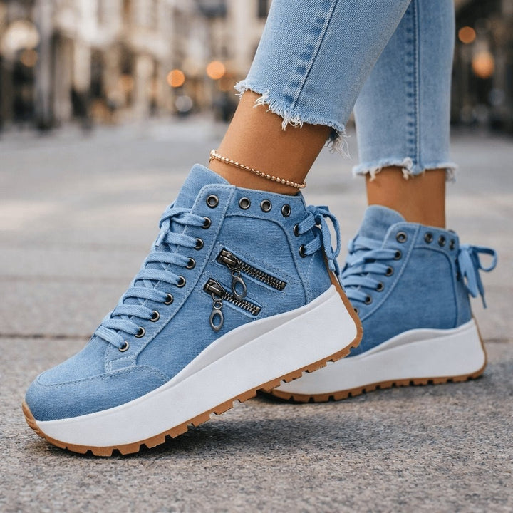 Ines — Bequeme High Top Sneakers für Damen mit Plateau in Jeansoptik, Das Modehaus Luzern