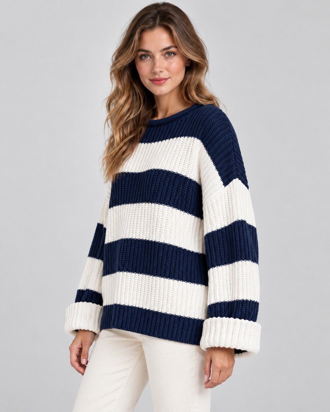 Irene — Lässiger Oversize Strickpullover für Damen mit Streifen, Das Modehaus Luzern