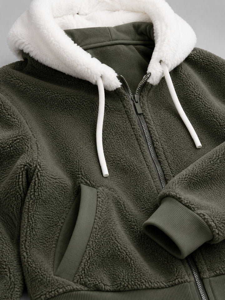 Isabelle — Warme Fleecejacke für Damen mit Kapuze und Teddyfutter, Das Modehaus Luzern