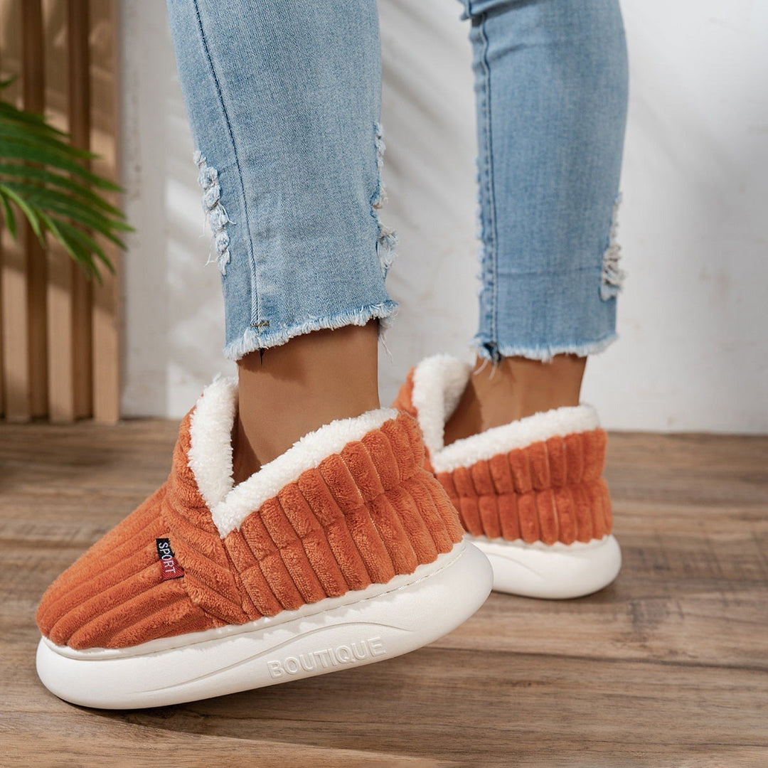 Jana — Warme Hausschuhe für Damen aus Cord mit Plüsch und fester Sohle, Das Modehaus Luzern