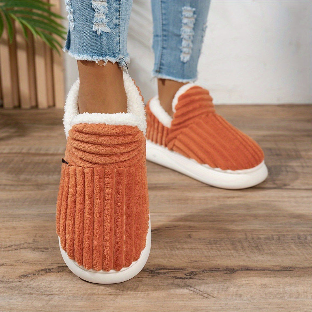 Jana — Warme Hausschuhe für Damen aus Cord mit Plüsch und fester Sohle, Das Modehaus Luzern
