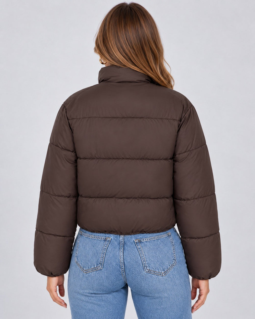 Karolina — Kurze Winterjacke für Damen mit hohem Stehkragen und Steppung, Das Modehaus Luzern