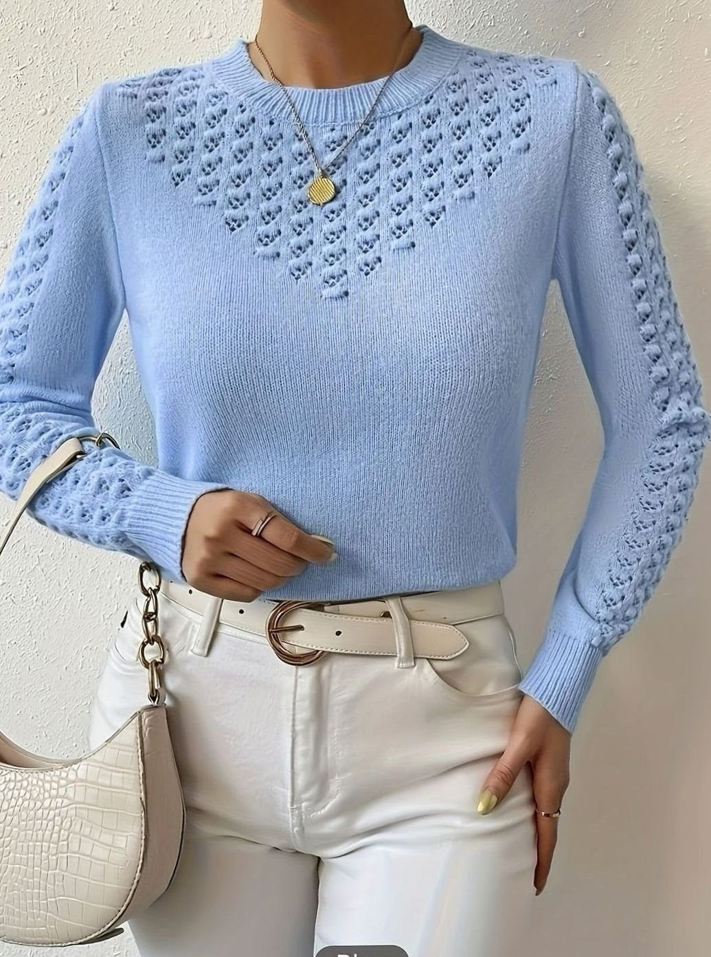 Katrin — Weicher schmaler Strickpullover für Damen mit Lochmuster, Das Modehaus Luzern