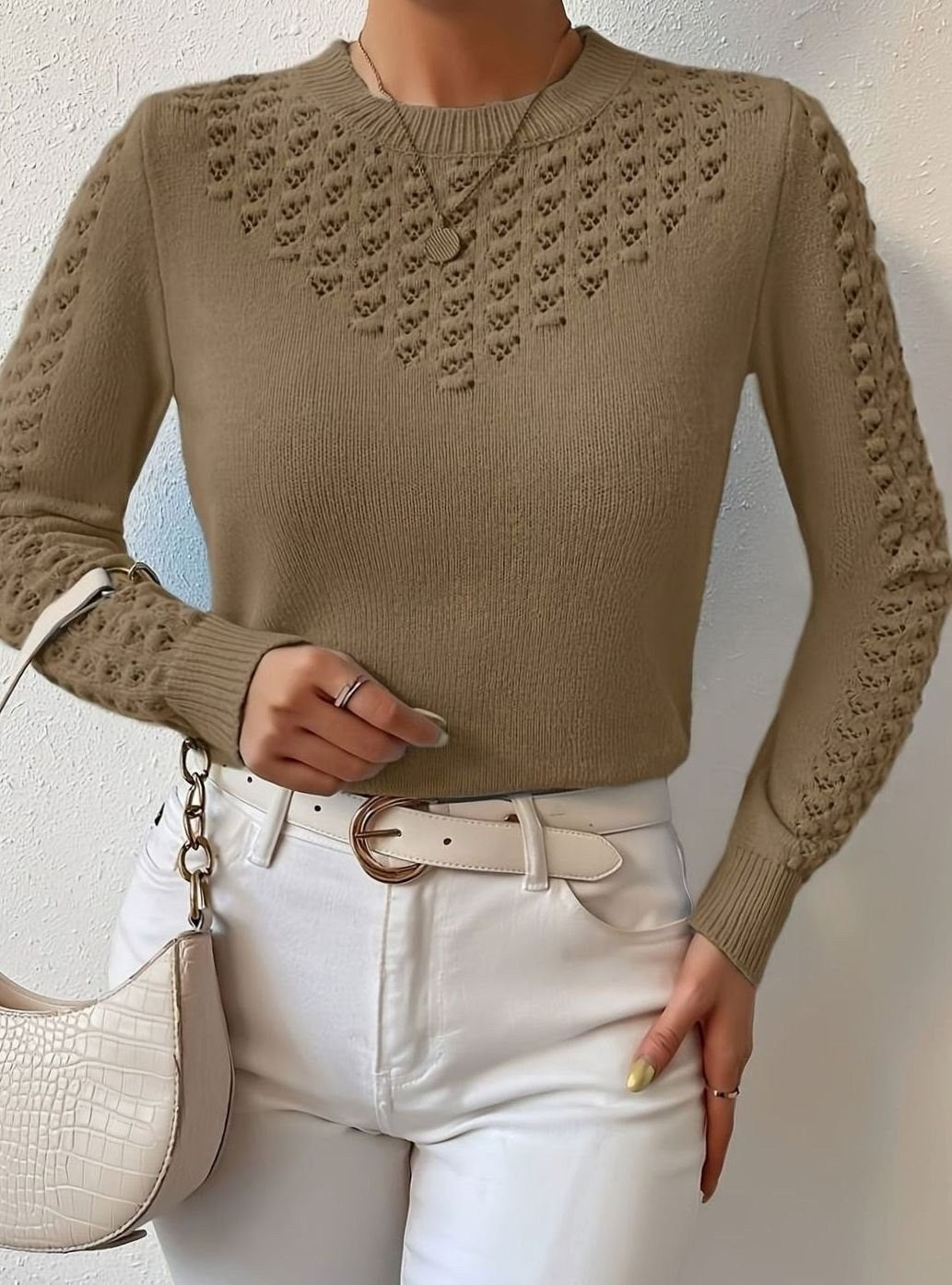Katrin — Weicher schmaler Strickpullover für Damen mit Lochmuster, Das Modehaus Luzern