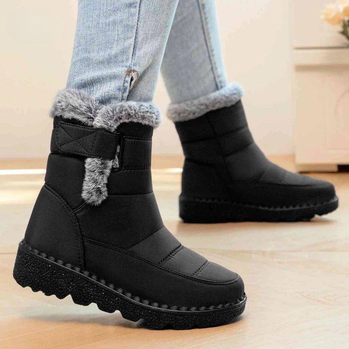 Lena — Warme gefütterte Winterschuhe für Damen mit rutschfester Sohle, Das Modehaus Luzern