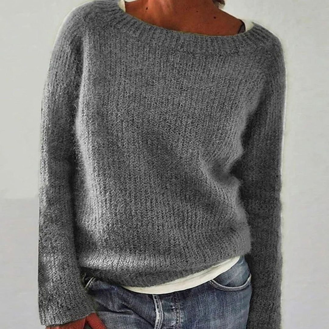 Leonie — Weicher Oversize Strickpullover für Damen mit Schlitzen am Saum, Das Modehaus Luzern
