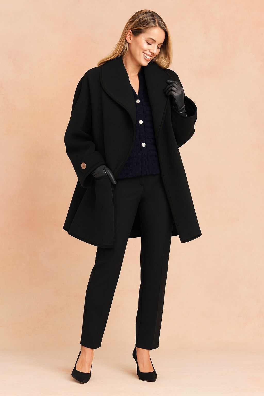Lilian — Knielanger Wintermantel aus Wollmischung für Damen mit Knöpfen, Das Modehaus Luzern