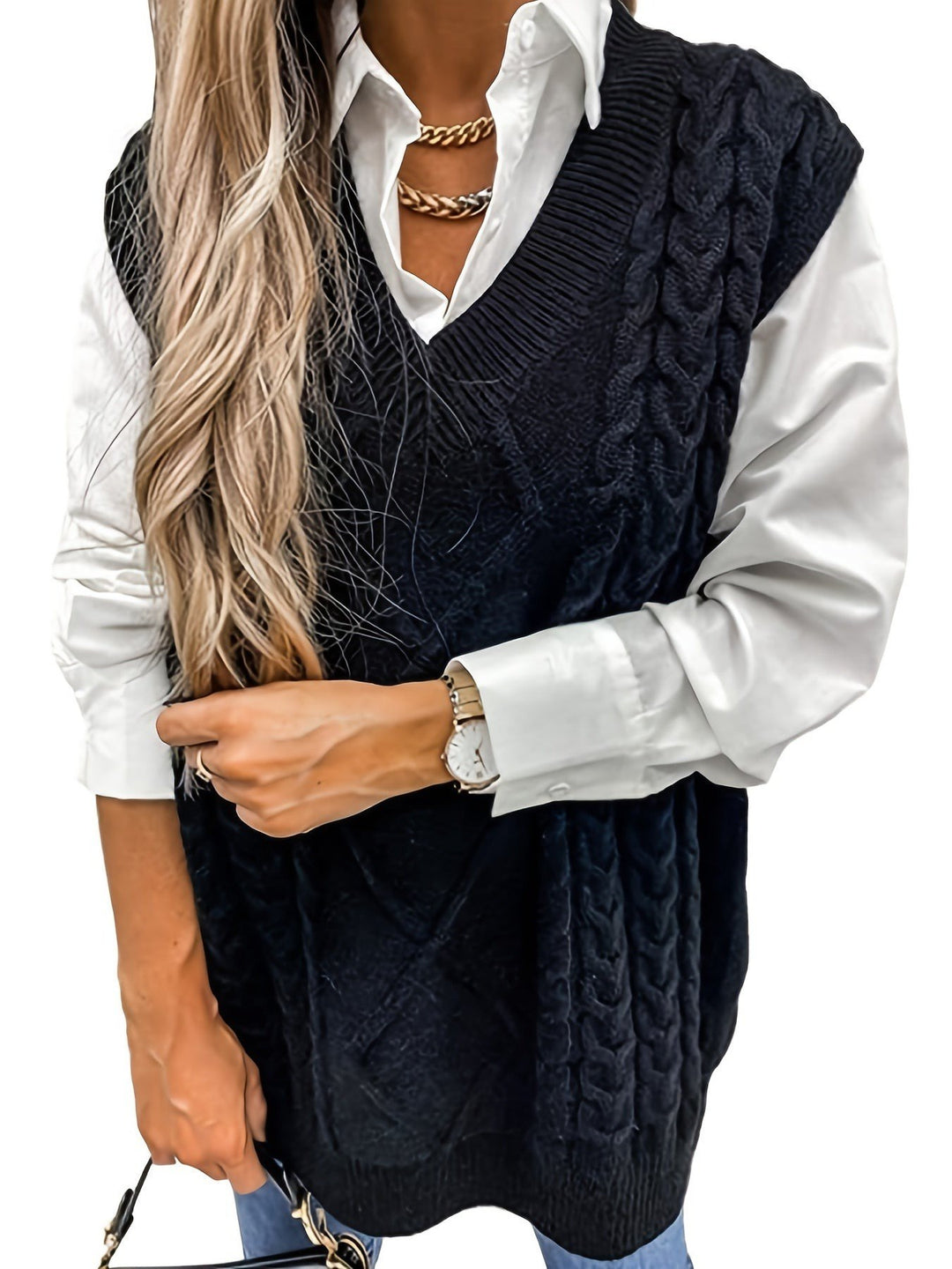Lina — Warmer Pullunder für Damen aus Strick mit Zopfmuster, Das Modehaus Luzern