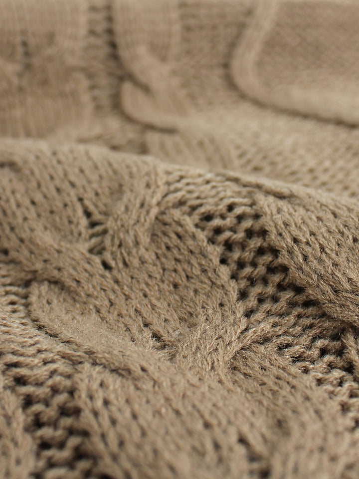 Lina — Warmer Pullunder für Damen aus Strick mit Zopfmuster, Das Modehaus Luzern