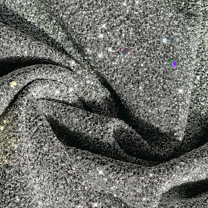 Livia — Festliches kurzes Paillettenkleid für Damen mit langen Ärmeln, Das Modehaus Luzern