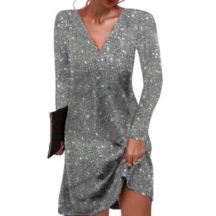 Livia — Festliches kurzes Paillettenkleid für Damen mit langen Ärmeln, Das Modehaus Luzern
