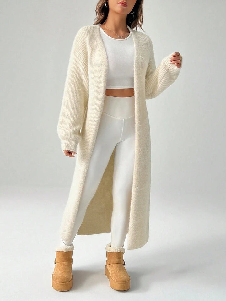 Lucia — Langer flauschiger Cardigan für Damen in Midi-Länge, Das Modehaus Luzern