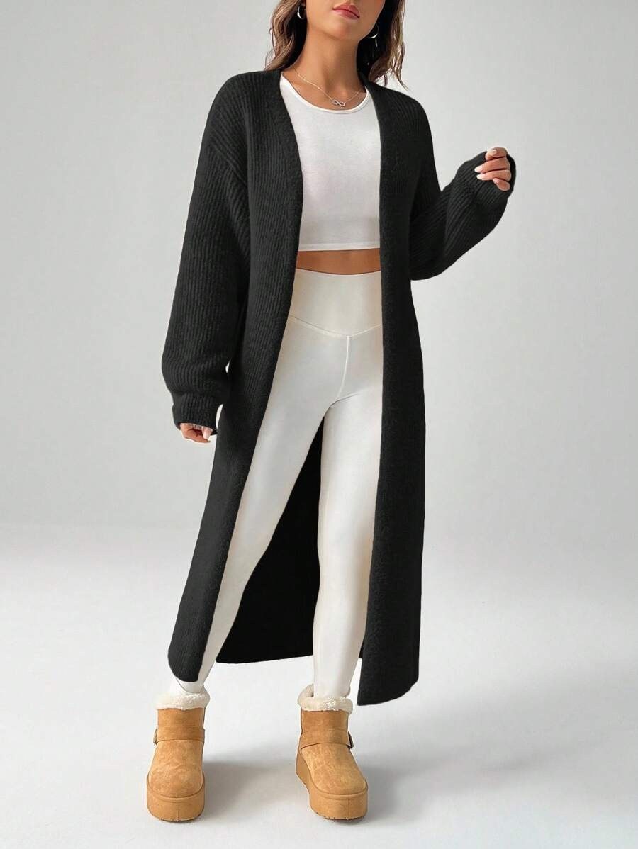 Lucia — Langer flauschiger Cardigan für Damen in Midi-Länge, Das Modehaus Luzern
