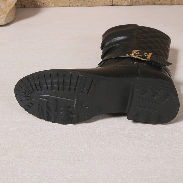 Luisa — Elegante wadenhohe Stiefel für Damen mit Schnallen und Blockabsatz, Das Modehaus Luzern