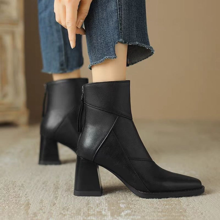Madlen — Elegante Stiefeletten für Damen mit eckiger Spitze und Blockabsatz, Das Modehaus Luzern