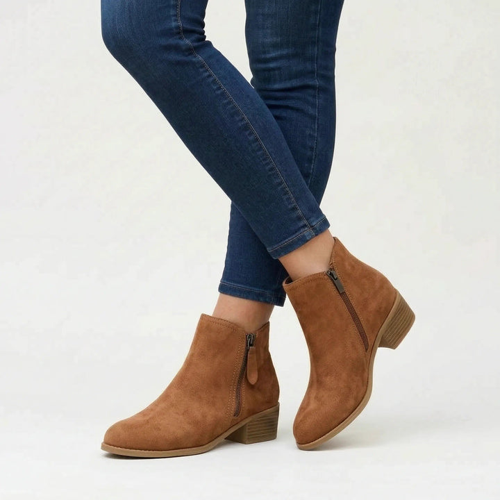 Margot — Bequeme Stiefeletten für Damen mit Blockabsatz und Profilsohle, Das Modehaus Luzern