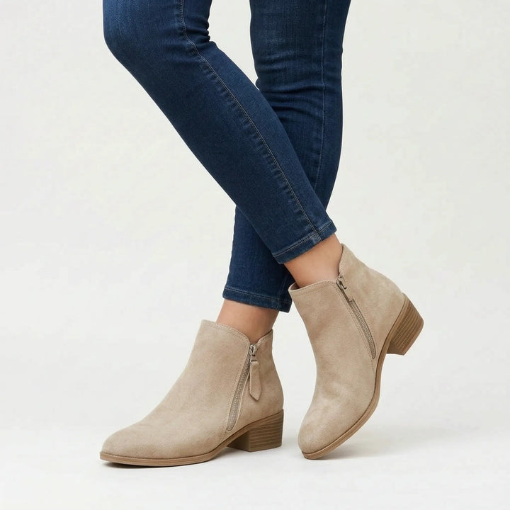 Margot — Bequeme Stiefeletten für Damen mit Blockabsatz und Profilsohle, Das Modehaus Luzern