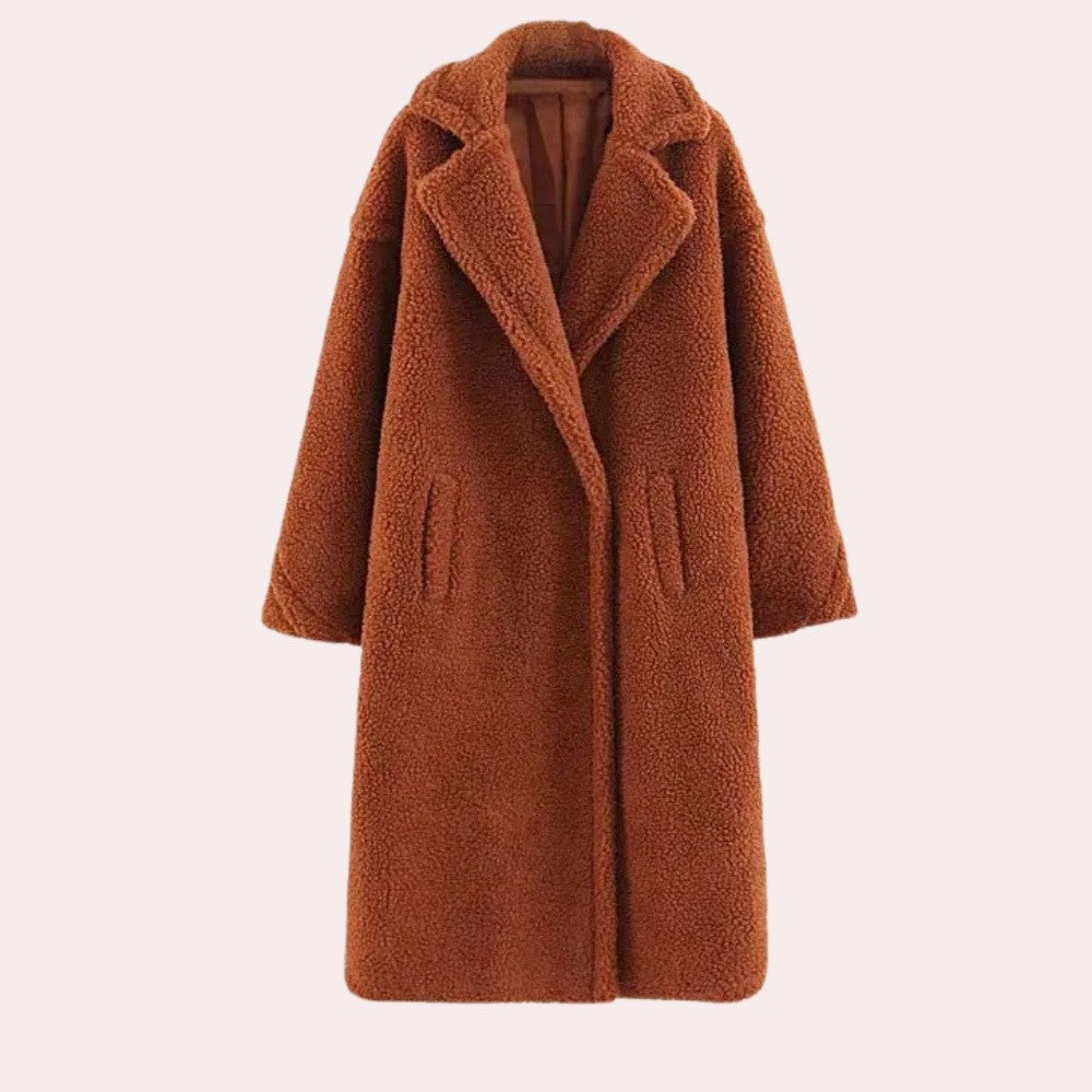 Marianne — Lange Winterjacke in Teddyoptik für Damen mit Reverskragen, Das Modehaus Luzern