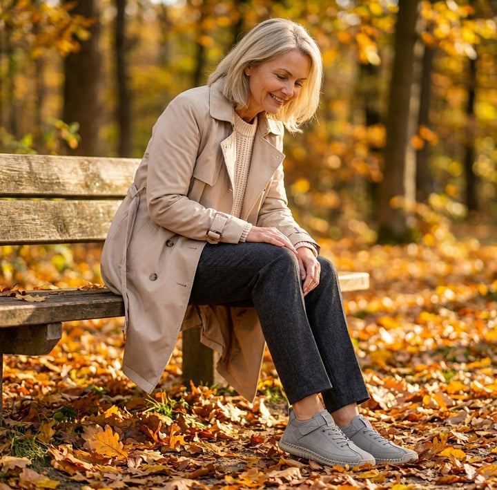 Marina — Bequeme breite Sneakers für Damen mit elastischer Schnürung, Das Modehaus Luzern