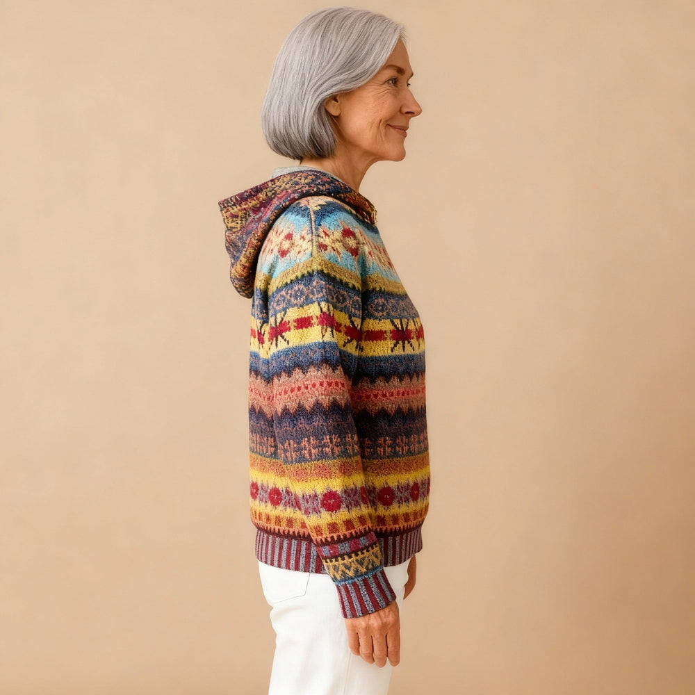 Marlies — Kuscheliger Hoodie für Damen mit Retro-Muster, Das Modehaus Luzern
