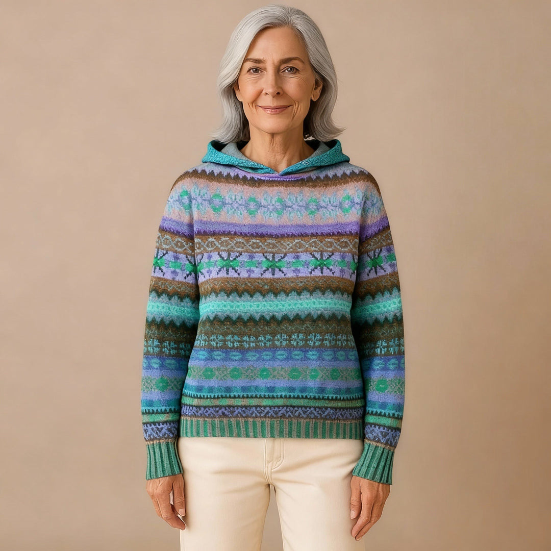 Marlies — Kuscheliger Hoodie für Damen mit Retro-Muster, Das Modehaus Luzern
