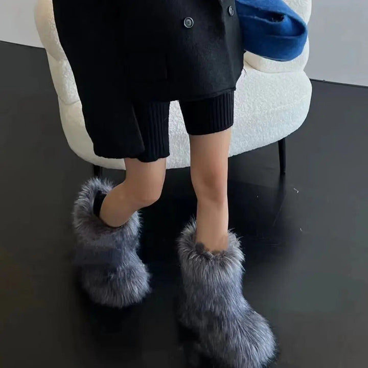 Melanie — Warme flauschige Winterschuhe für Damen aus Kunstfell mit Futter, Das Modehaus Luzern