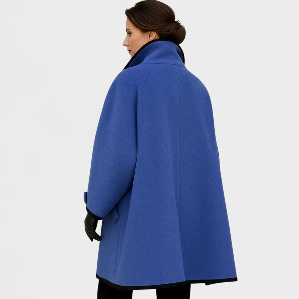 Mila — Klassischer ausgestellter Wollmantel für Damen mit Schalkragen, Das Modehaus Luzern