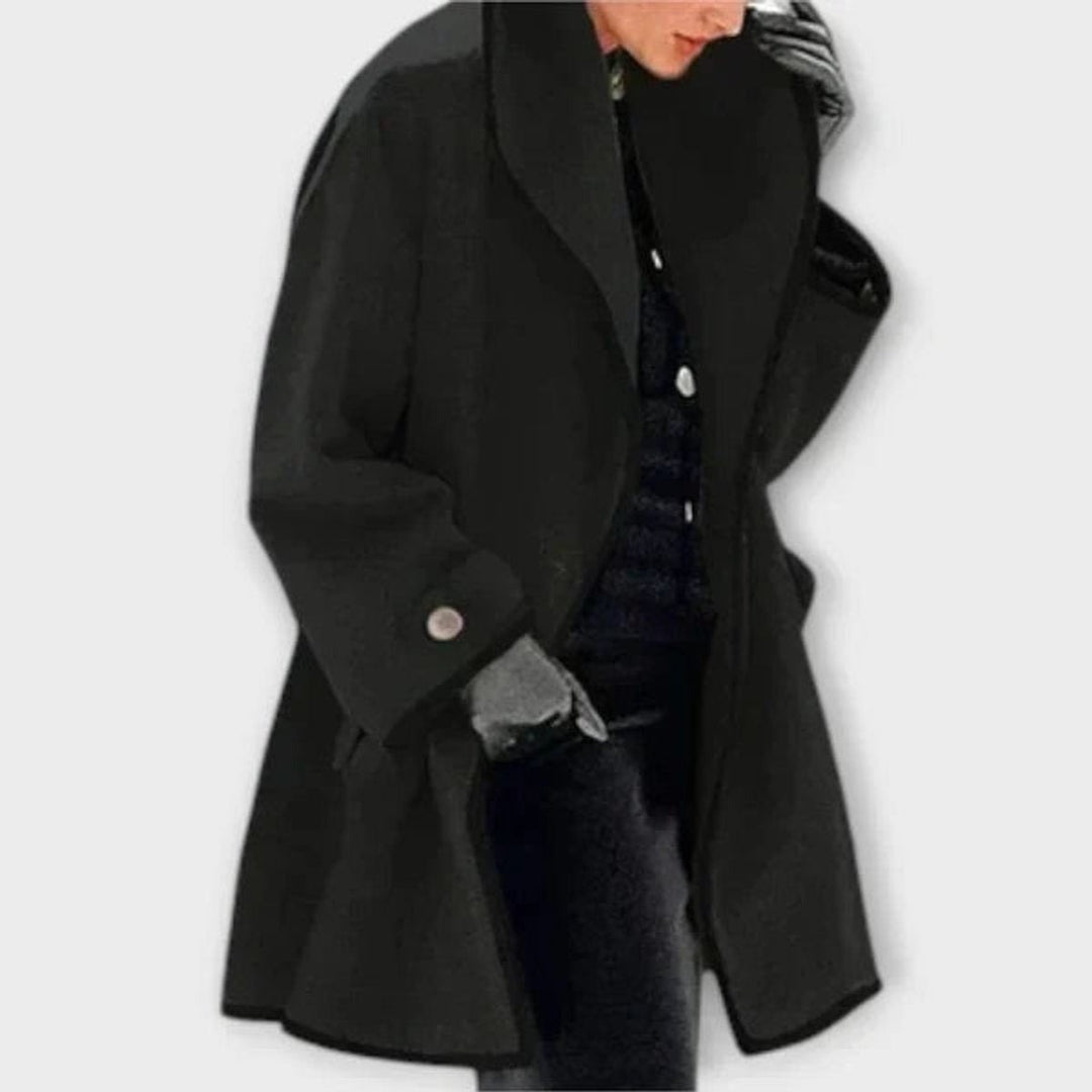 Mila — Klassischer ausgestellter Wollmantel für Damen mit Schalkragen, Das Modehaus Luzern