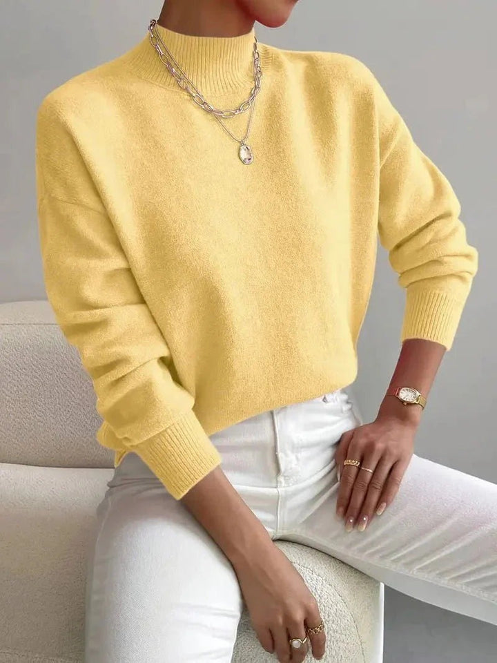 Mirella — Schlichter Strickpullover für Damen mit Stehkragen und Bündchen, Das Modehaus Luzern