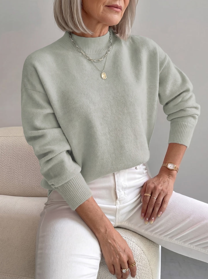 Mirella — Schlichter Strickpullover für Damen mit Stehkragen und Bündchen, Das Modehaus Luzern