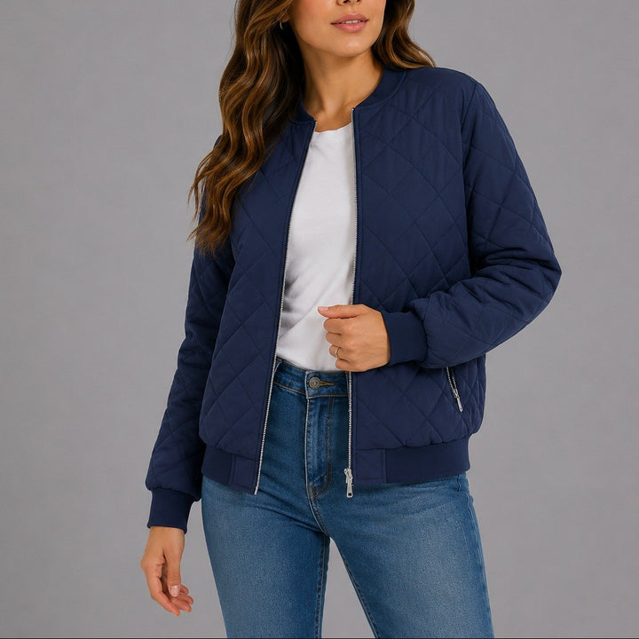 Nadine — Leichte gesteppte Winterjacke für Damen mit geradem Schnitt, Das Modehaus Luzern