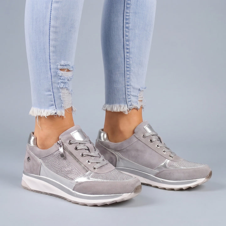 Noemi — Stilvolle Sneakers für Damen mit Keilabsatz und Reissverschluss, Das Modehaus Luzern