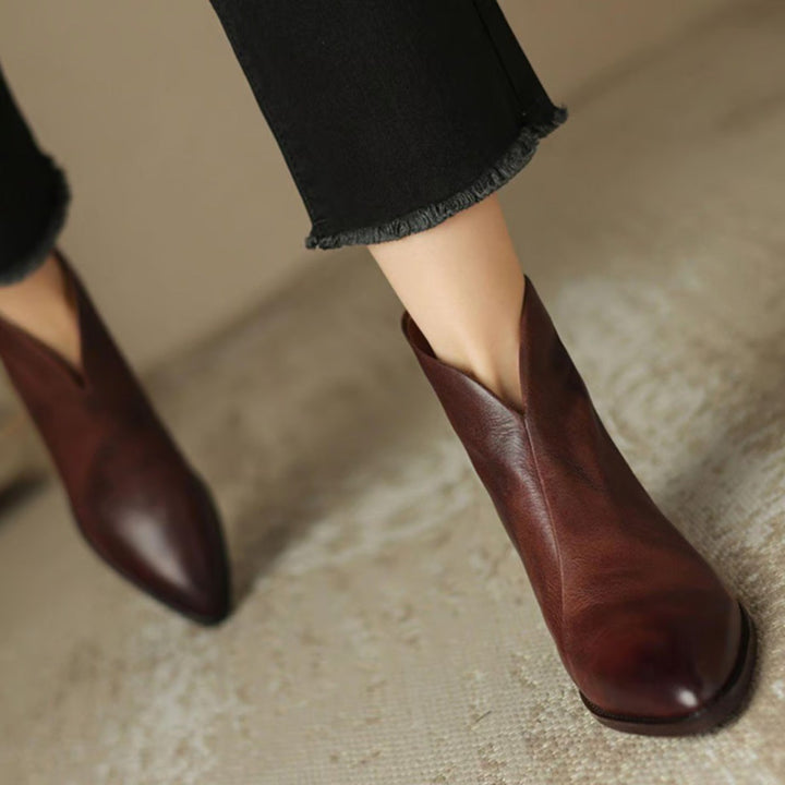 Petra — Bequeme Stiefeletten für Damen mit kleinem Absatz, Das Modehaus Luzern