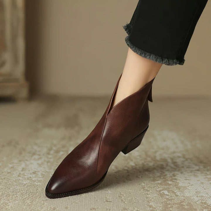 Petra — Bequeme Stiefeletten für Damen mit kleinem Absatz, Das Modehaus Luzern