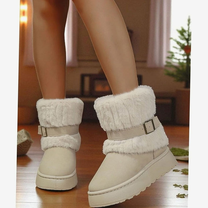 Renate — Warme kurze Winterschuhe für Damen mit Kunstfell und Schnallen, Das Modehaus Luzern
